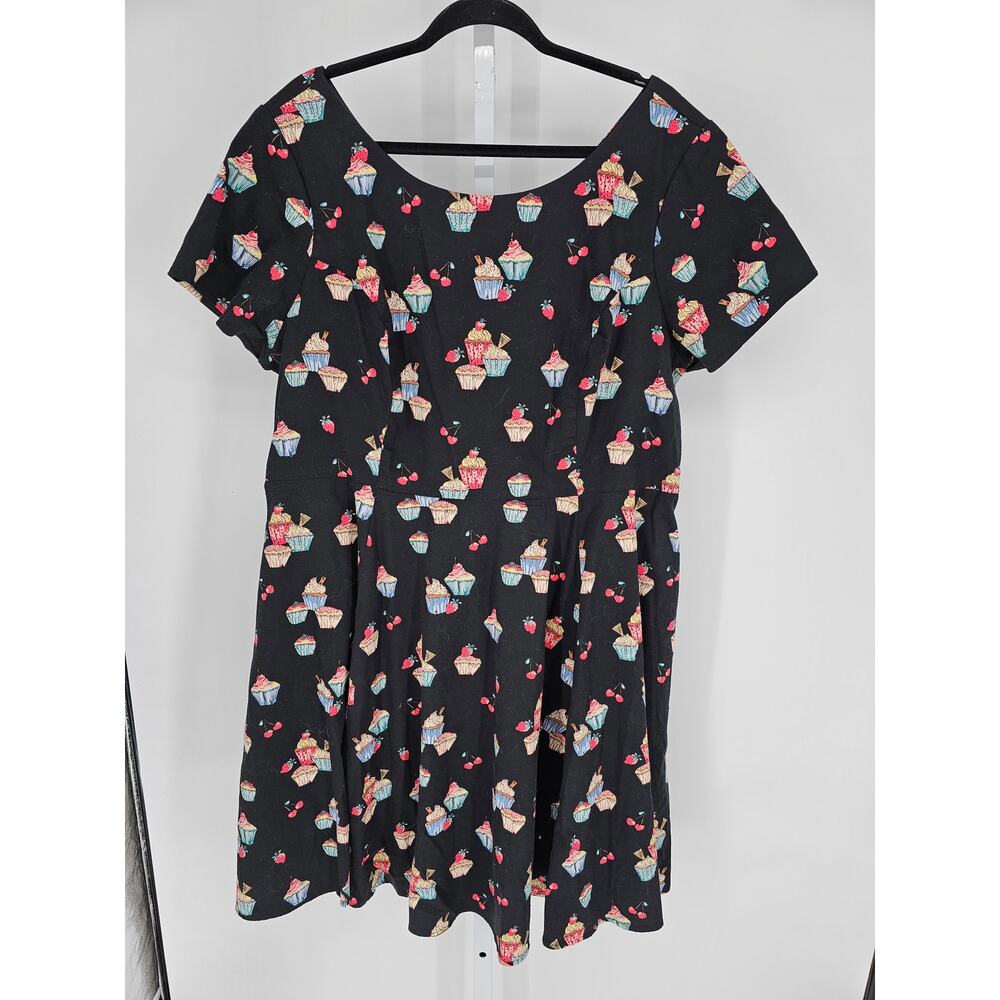 VTG Eva Rose Attic Salt Women’s Black Cupcake Print Fit & Flare Dress Size 2X